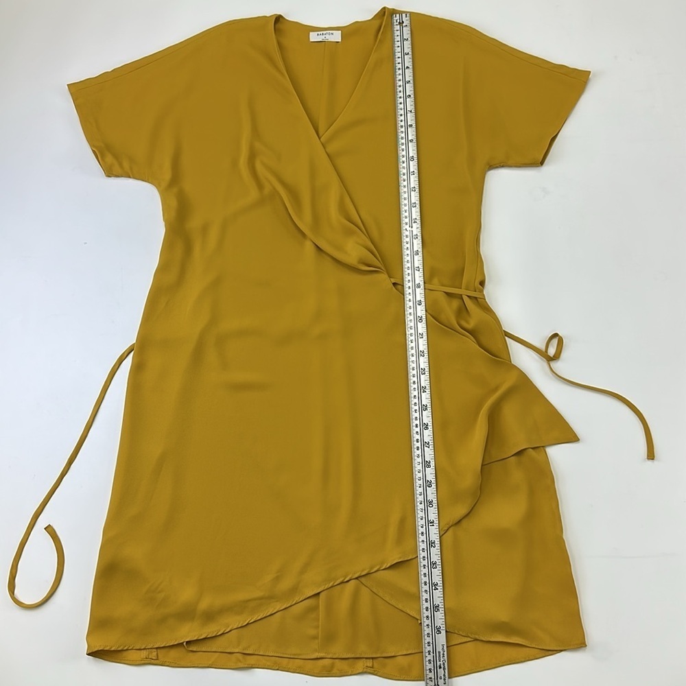 Aritzia Babaton Wallace wrap dress short sleeve vneck Minimalist workwear Brunch - Picture 6 of 10